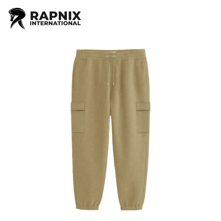 Men’s premium cargo fleece sweatpants with four pockets, closed-bottom cuffs, and warm fleece fabric